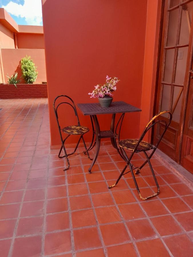 La Escondida, Casa De Huespedes Bed & Breakfast San Antonio de Areco Exterior photo